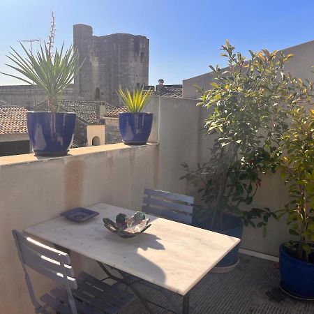 Belle Chambre Spacieuse, Tropezienne, Vue Remparts, Clim, Parking Aigues-Mortes Exterior photo